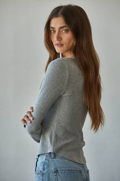 Ribbed Long-Sleeved Henley