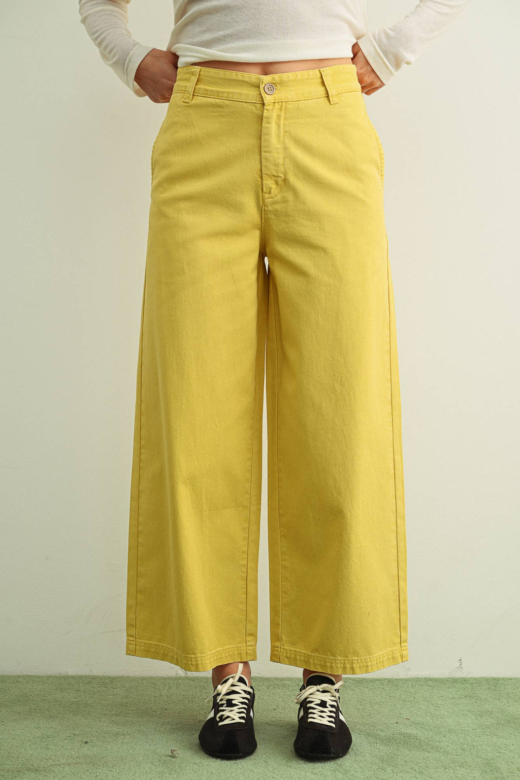 Lemon Cotton Barrel Pants