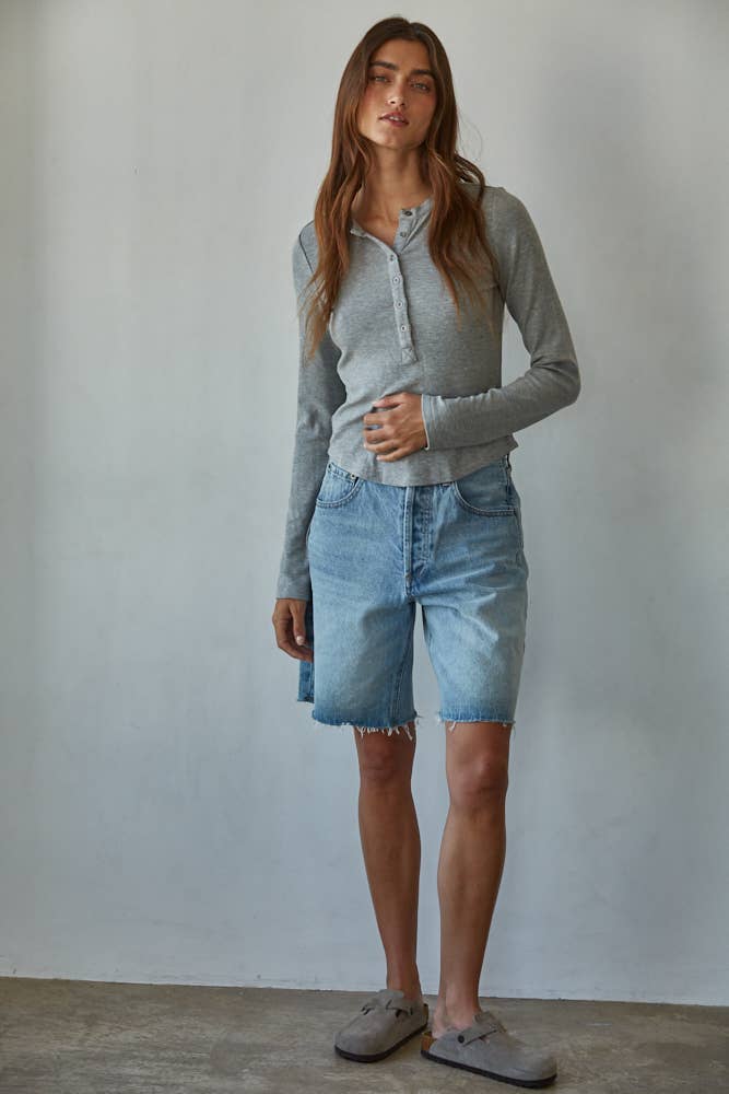 Ribbed Long-Sleeved Henley