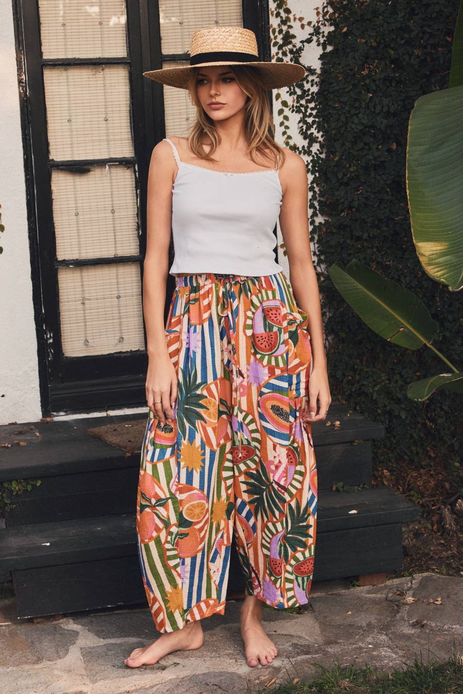 Tropical Printed Wide-Leg Pants
