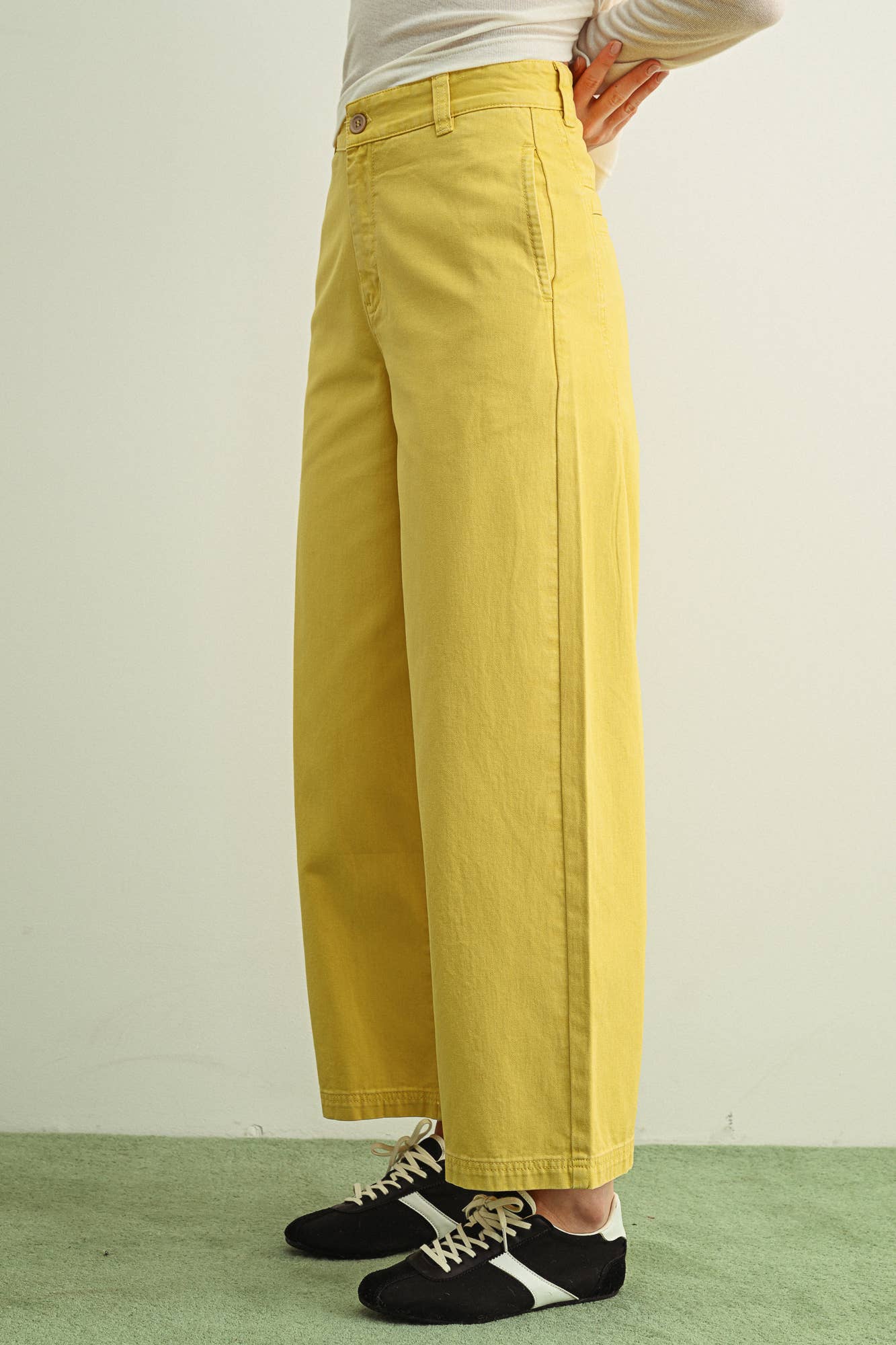 Lemon Cotton Barrel Pants