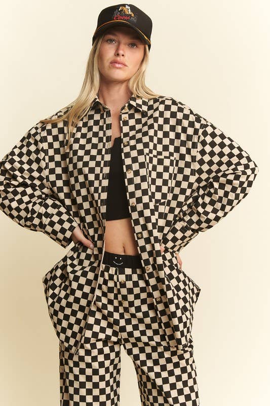 Long-Sleeve Checkered Button-Up Shirt