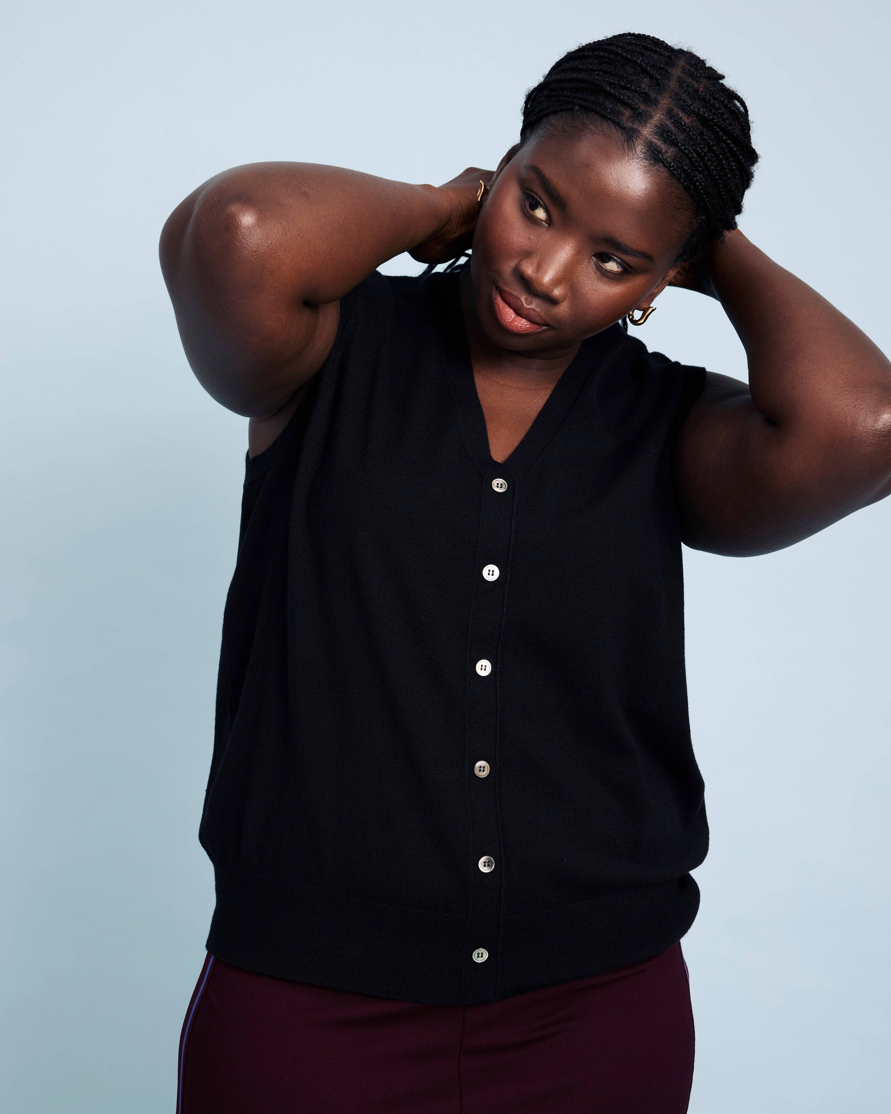 Savvy Fine Knit Cardigan Vest - Black