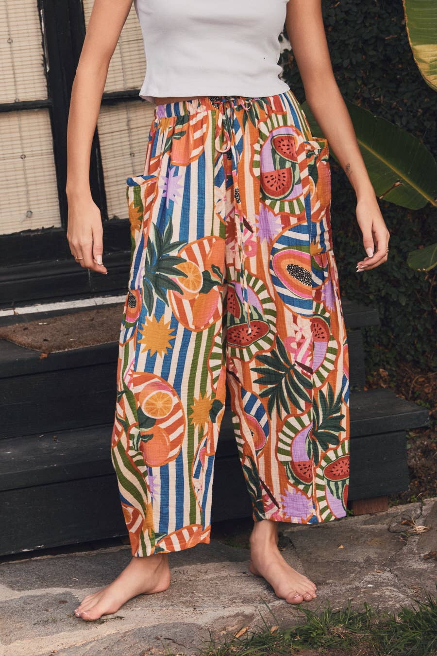 Tropical Printed Wide-Leg Pants