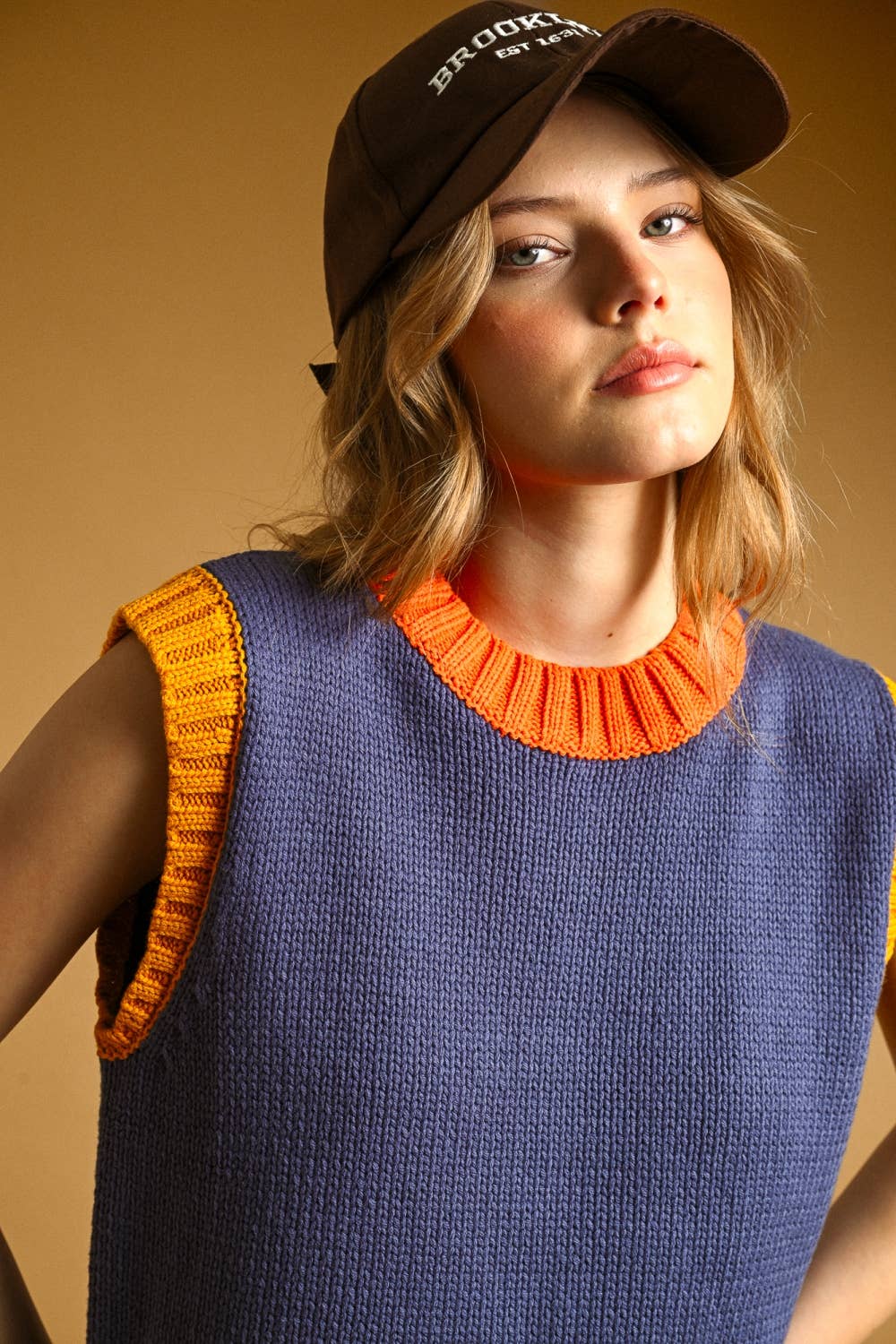 Color Contrasted Sleeveless Top