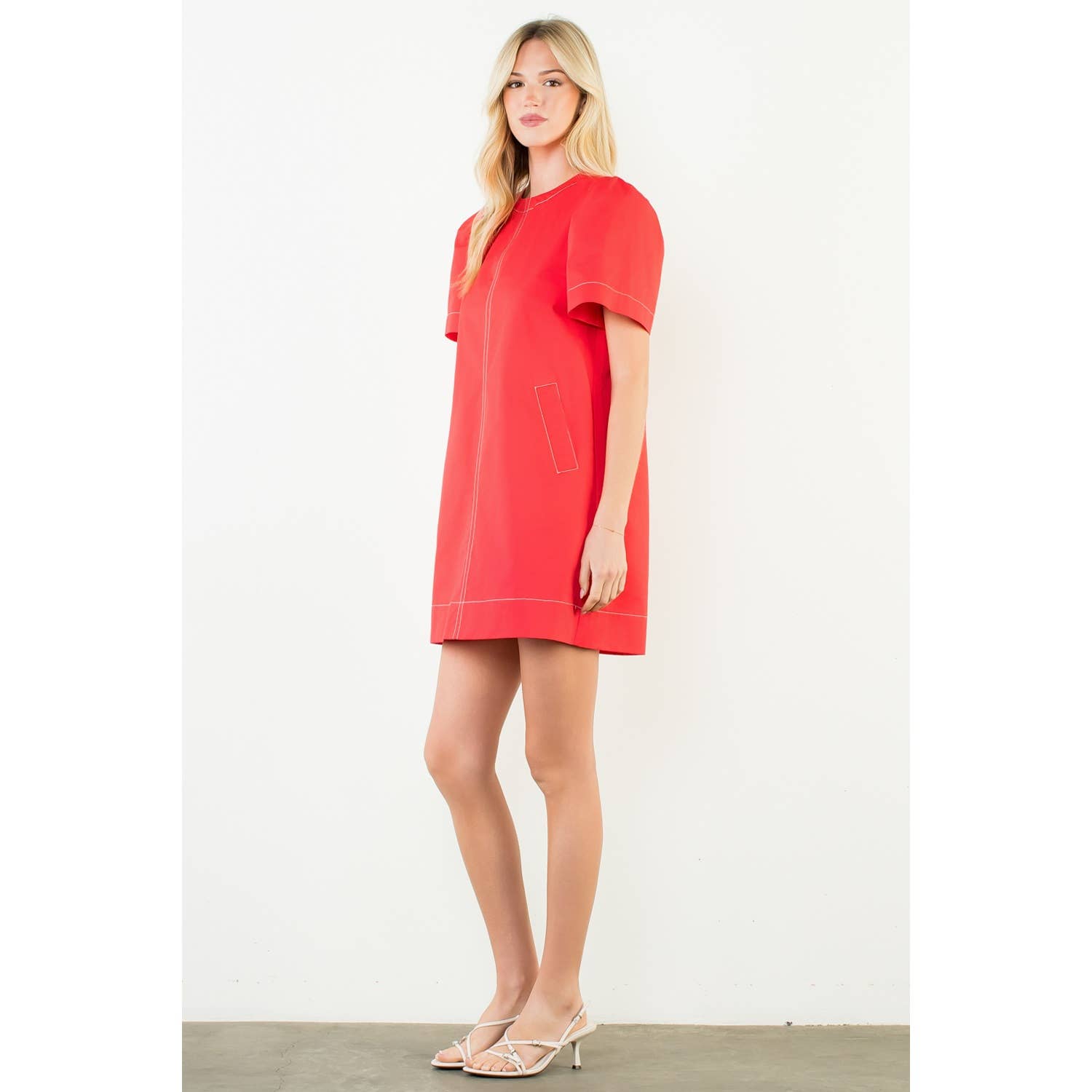 Short Sleeve Contrast Stitch Dress