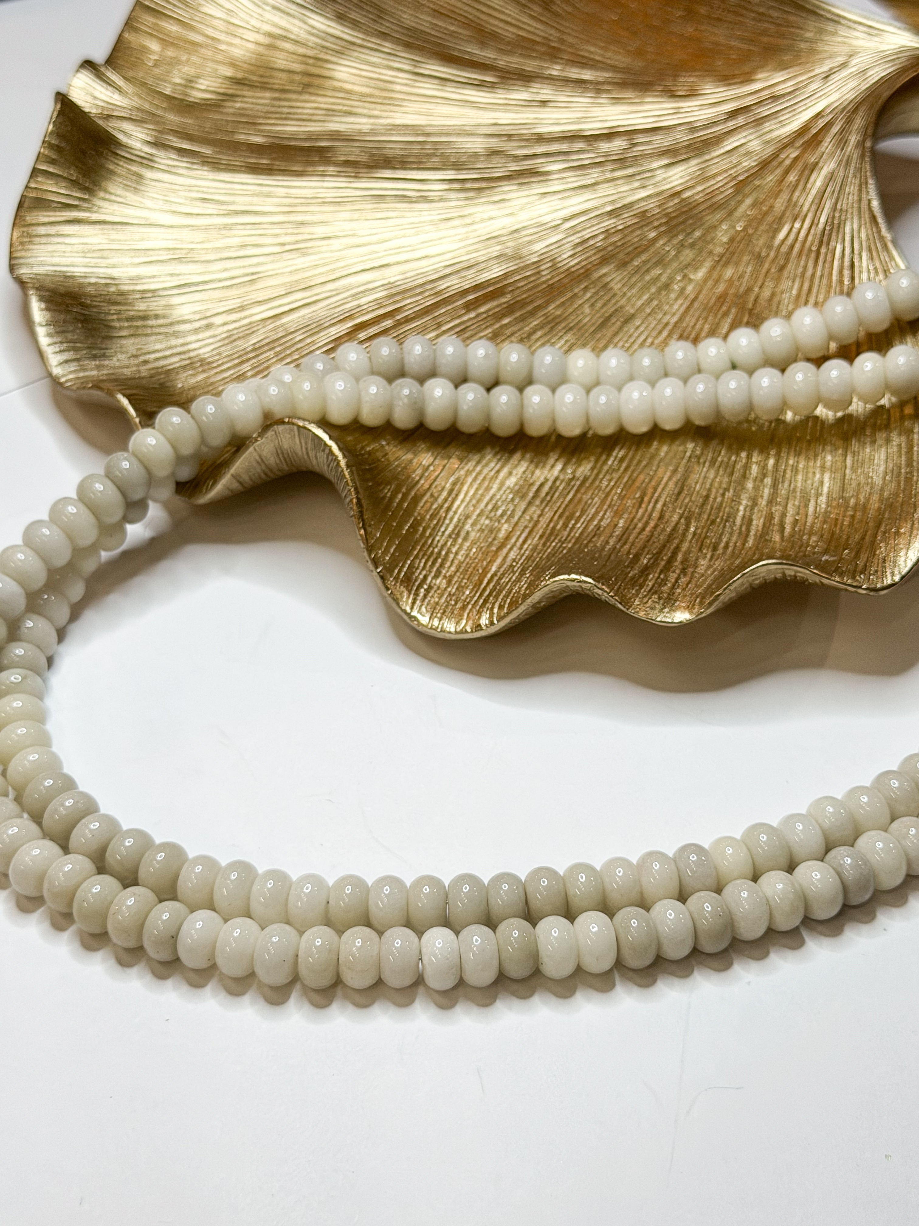 Snow White | Hand Beaded Necklace
