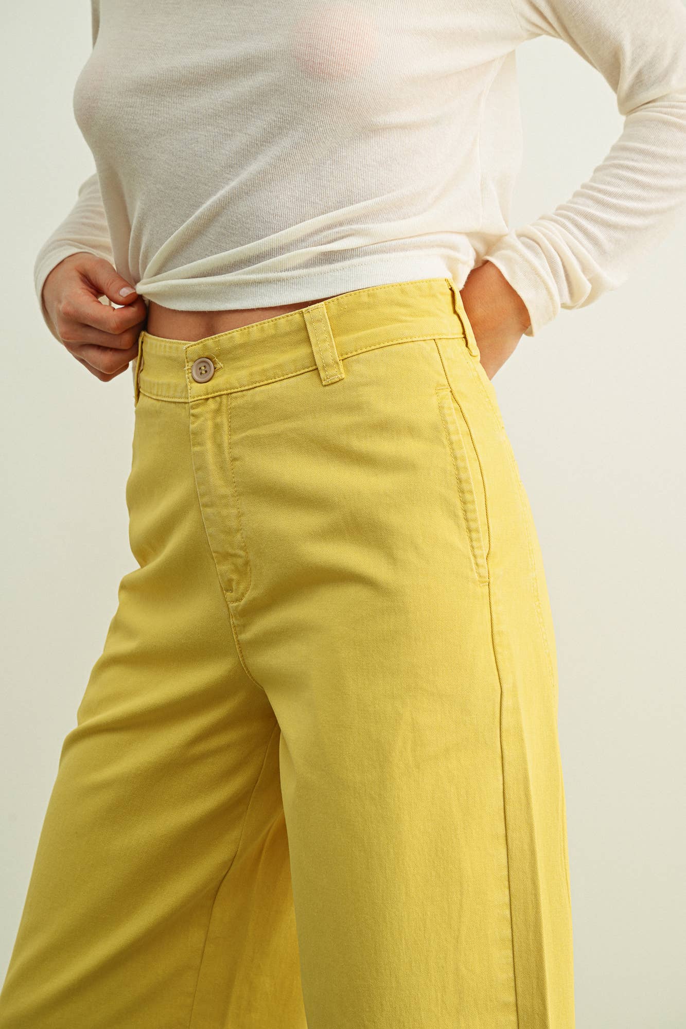 Lemon Cotton Barrel Pants