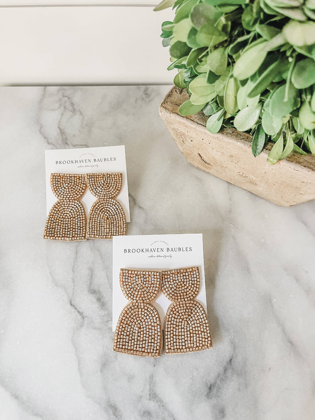 Metallic Geometric Arch Beaded Earring Silver and Gold 