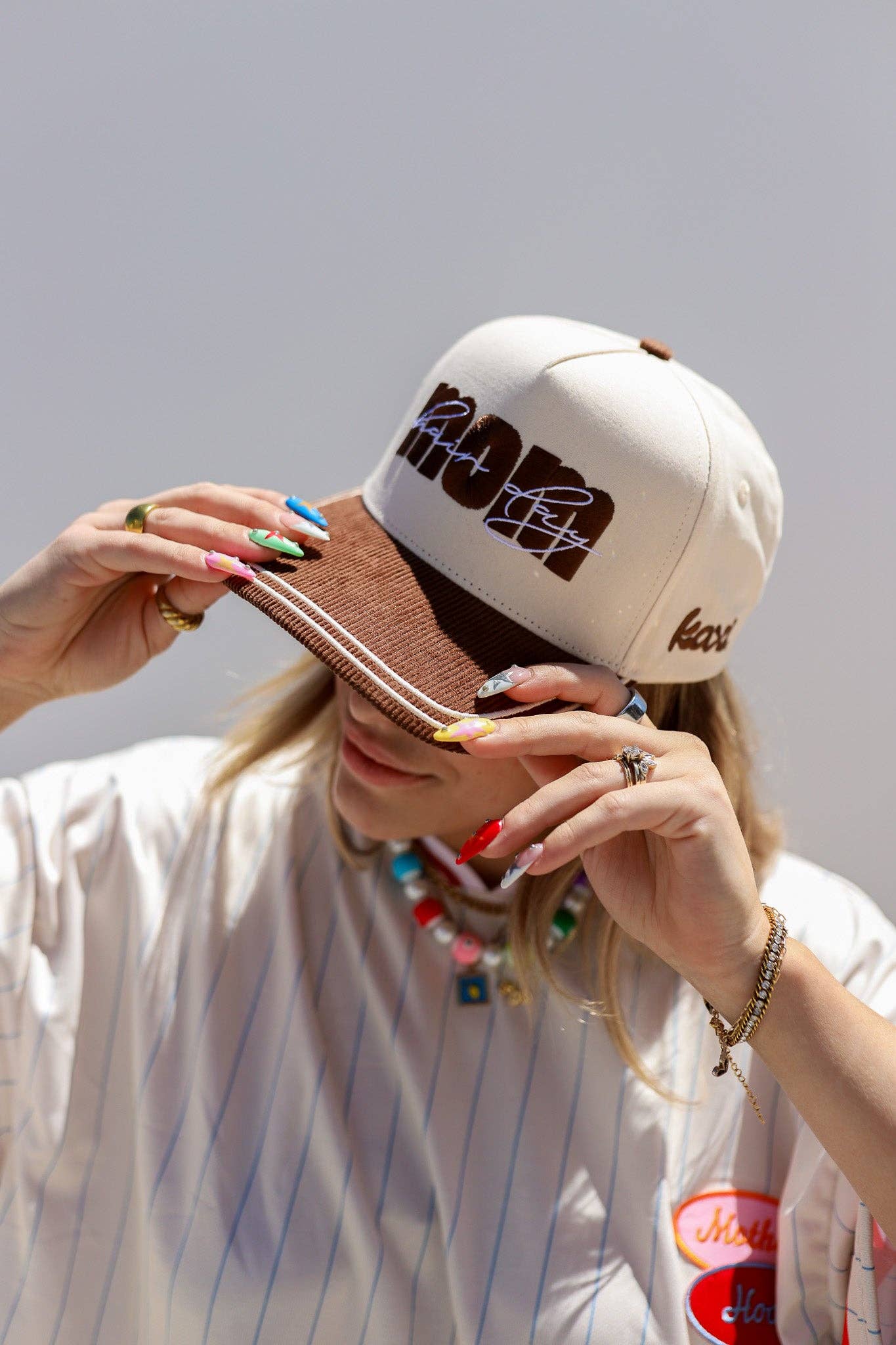 MOM HAIR DAY TRUCKER HAT