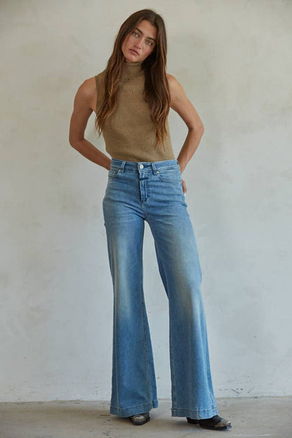 Knit Turtleneck Sleeveless Top