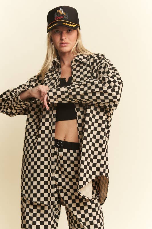 Long-Sleeve Checkered Button-Up Shirt