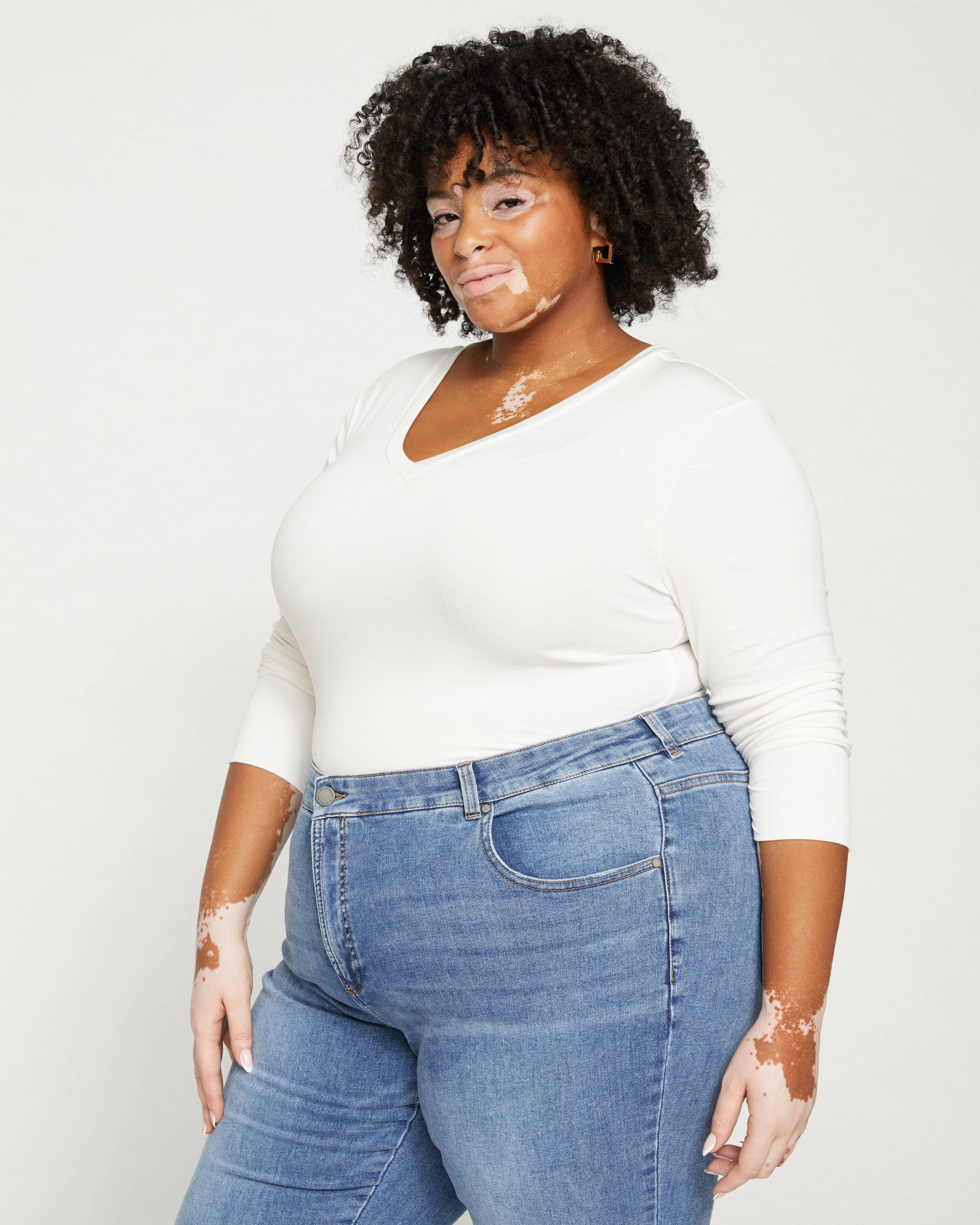 Foundation Long Sleeve V-Neck Tee - Vapor