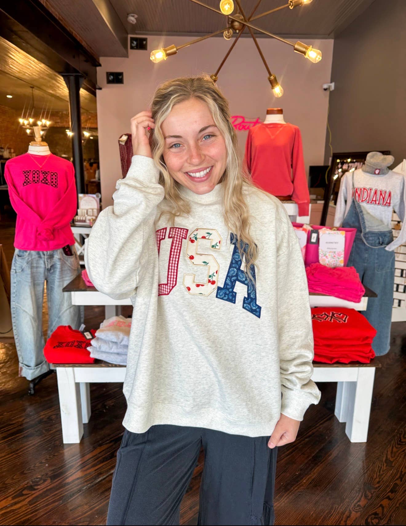 USA Embroidered Mockneck
